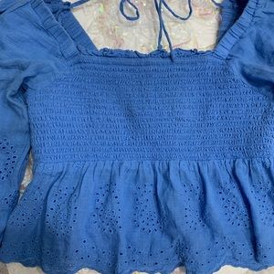Blue crop top from American Eagle; size : small/petite